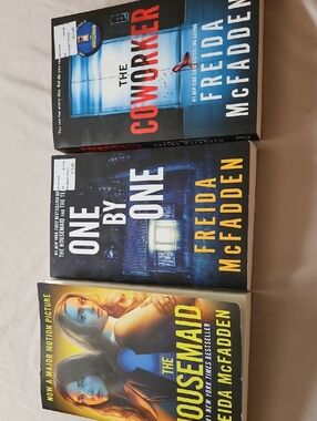 Freida McFadden The Housemaid Paperback - Yellow Cover And One By One, Coworker